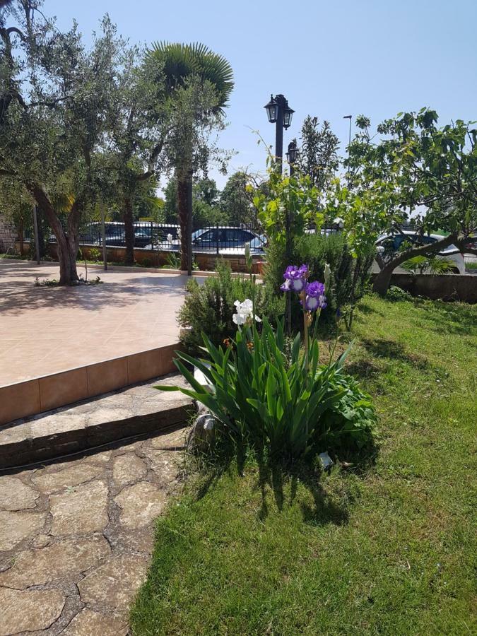 Rooms Siesta Пореч Екстер'єр фото